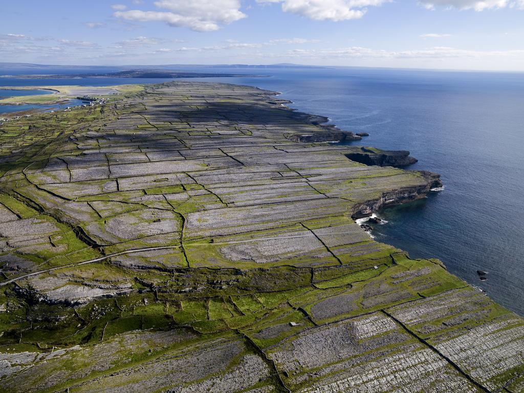 Aran Islands Hotel Kilronan  Екстер'єр фото