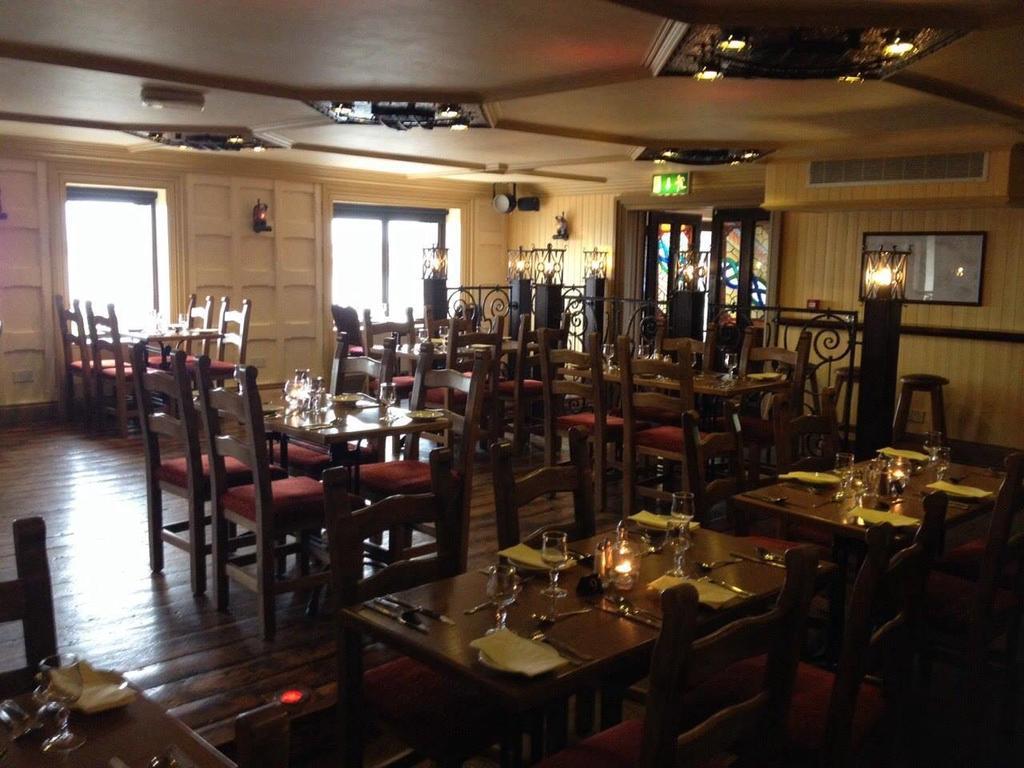 Aran Islands Hotel Kilronan  Екстер'єр фото