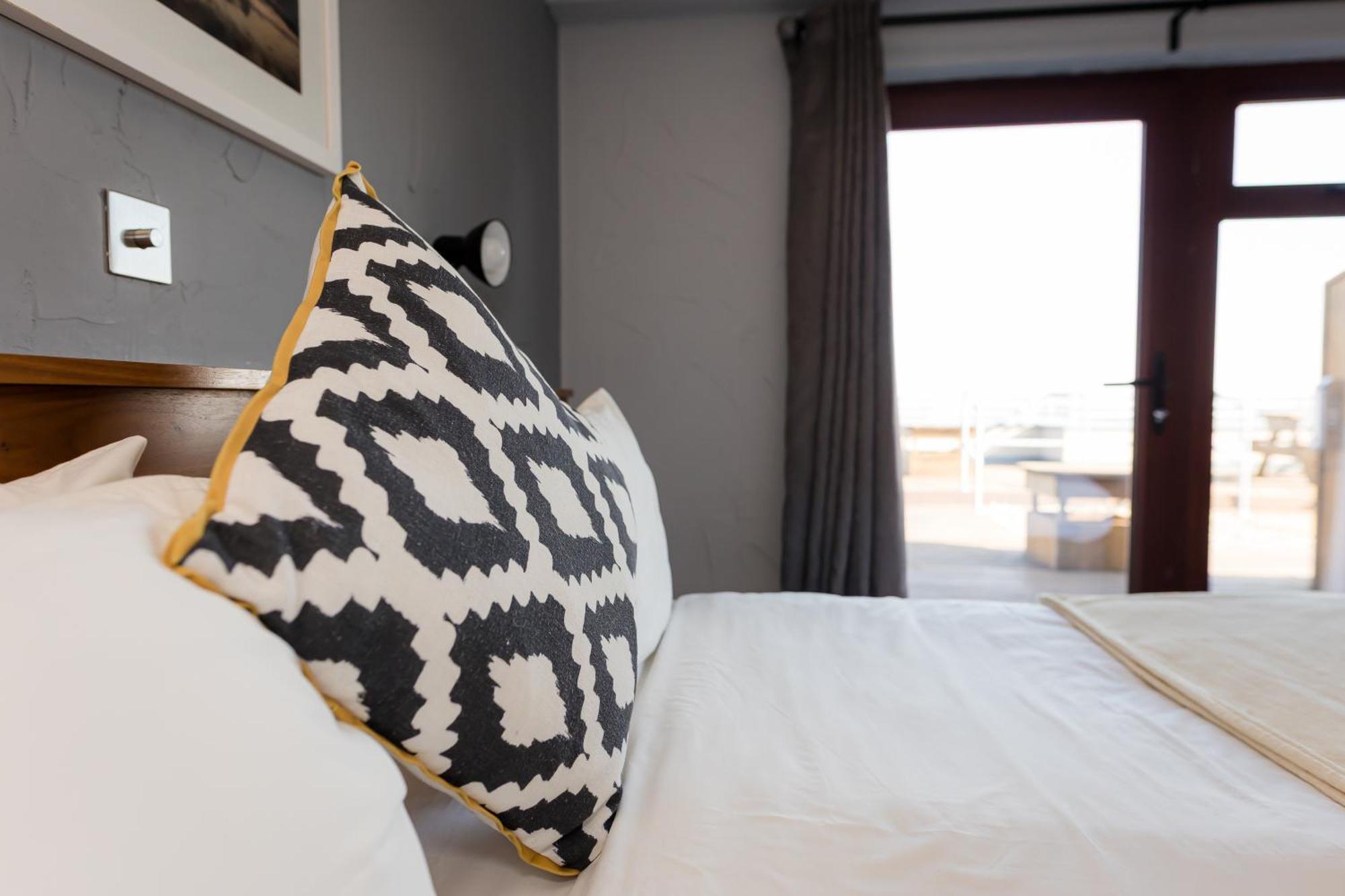 Aran Islands Hotel Kilronan  Екстер'єр фото