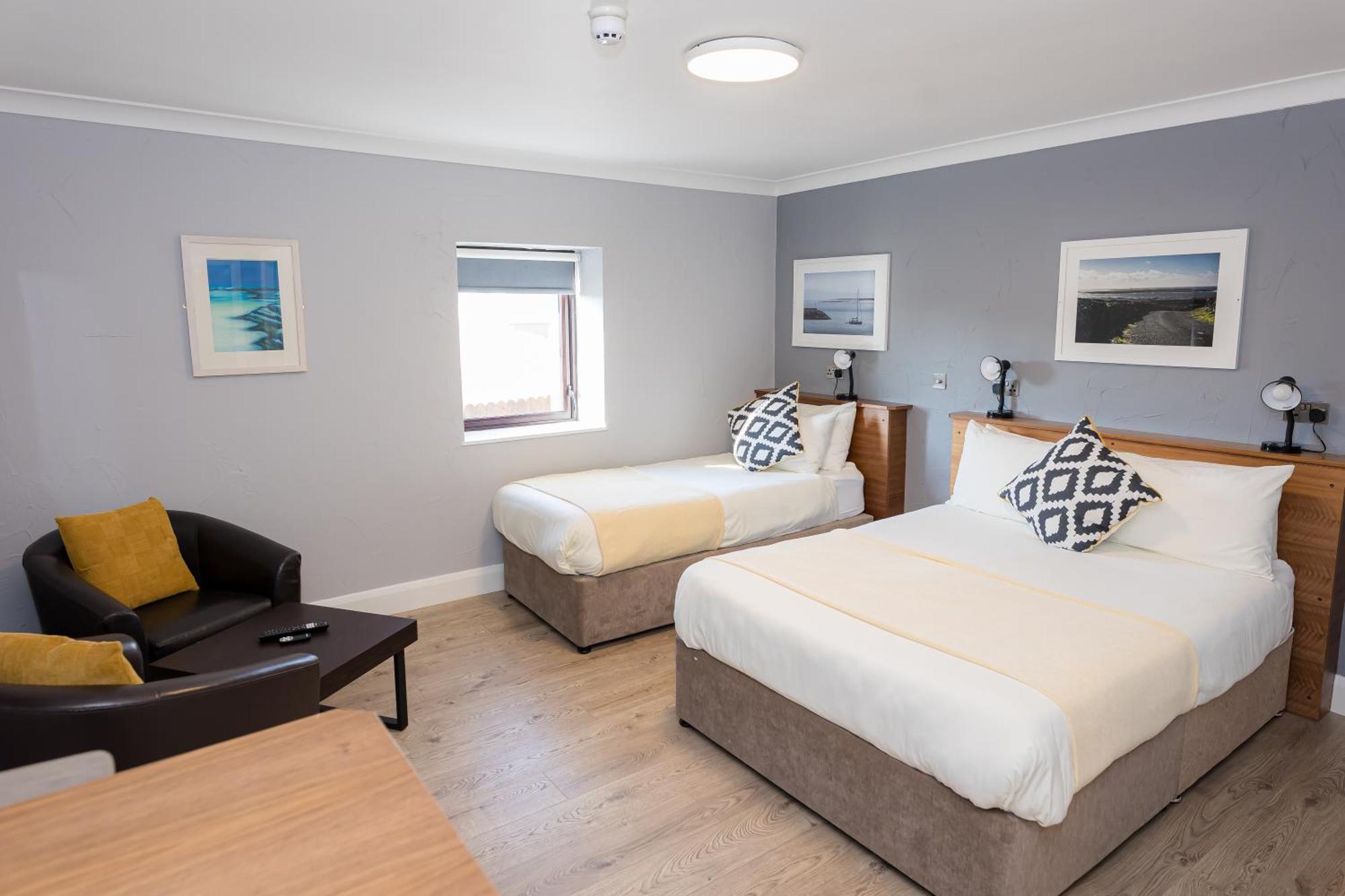Aran Islands Hotel Kilronan  Екстер'єр фото